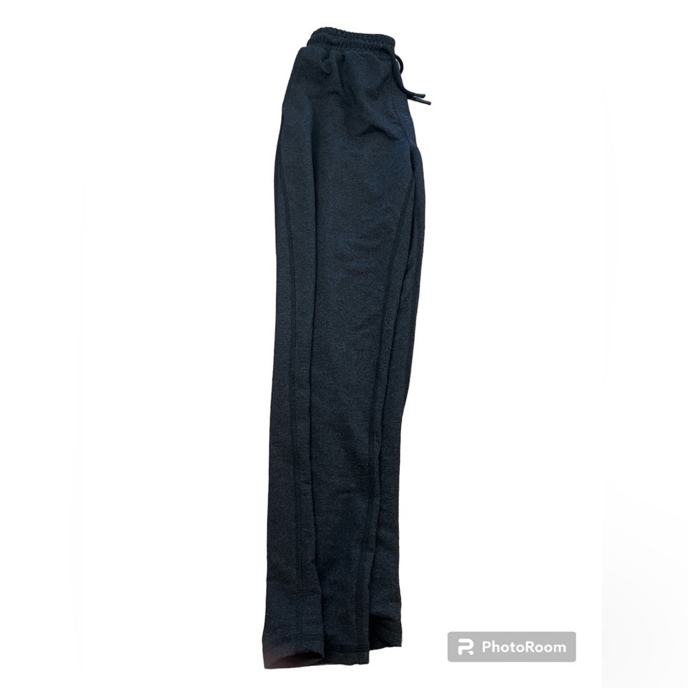 Black sweatpants